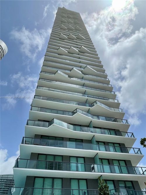 unit-4007-1300 S Miami Ave, Miami, FL, 33130-4493 | Card Image