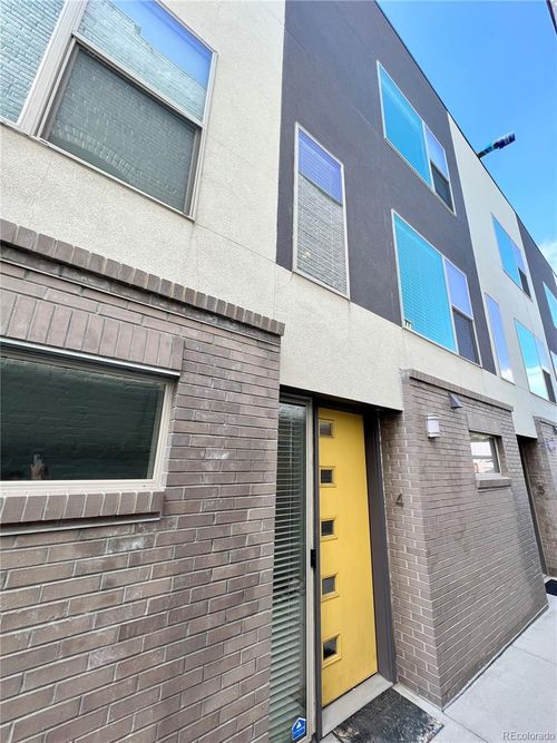 unit-4-2065 N Downing St, Denver, CO, 80205-5268 | Card Image