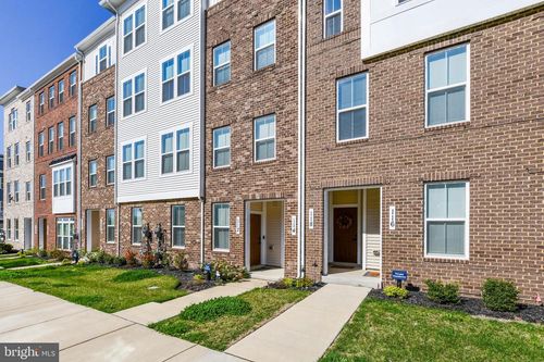 118 Lawndale Dr, BOWIE, MD, 20716-3553 | Card Image