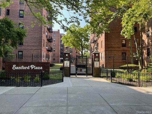 57-144-58 Roosevelt Avenue, New York, NY, 11355 | Card Image