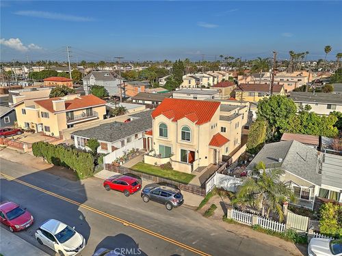 17054 A Ln, Huntington Beach, CA, 92647-6045 | Card Image