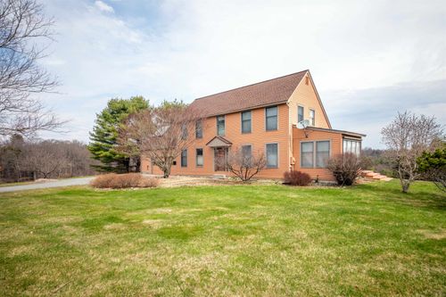 47 Oak Hill Dr, Dummerston, VT, 05301-9540 | Card Image