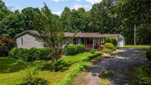 454 Elam Forest Dr, Prospect, VA, 23960-8050 | Card Image