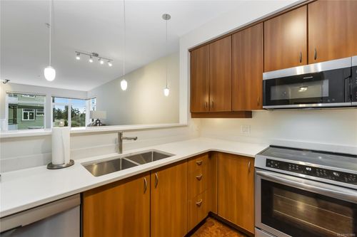 203d-1115 Craigflower Rd, Esquimalt, BC, V9A7R1 | Card Image