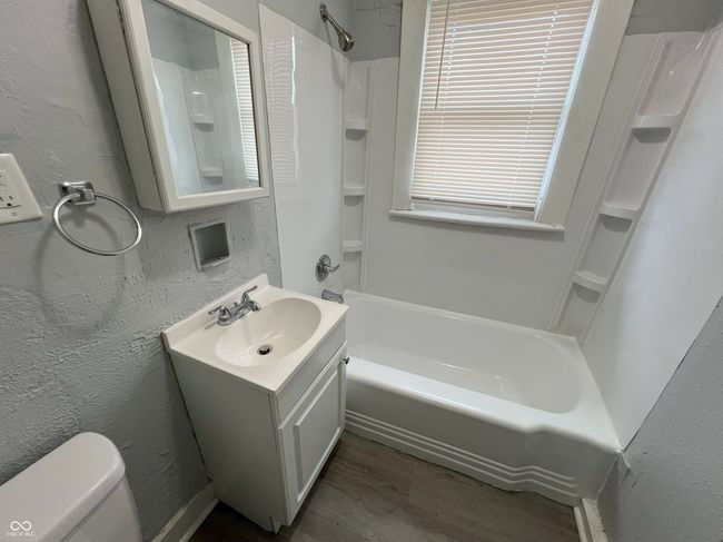 APT-4 - 4224 Unit 4 E Washington St, House other with 1 bedrooms, 1 bathrooms and null parking in Indianapolis IN | Image 7