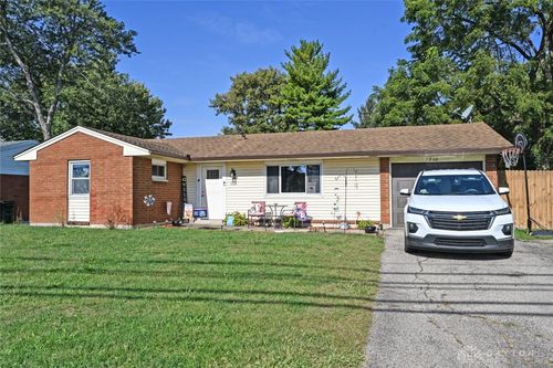 1208 Bellbrook Ave, Xenia, OH, 45385-4016 | Card Image