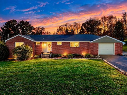 1984 Peppers Ferry Road, Pulaski, VA, 24301 | Card Image