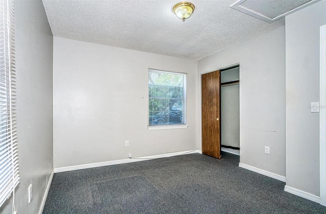 back patio | Image 11