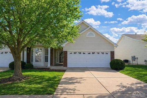 84 Green Park Ln, O Fallon, MO, 63366-4441 | Card Image