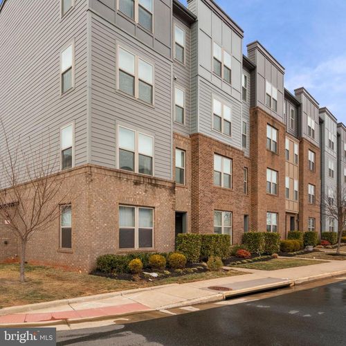10485 Ratcliffe Trl, MANASSAS, VA, 20110-7842 | Card Image