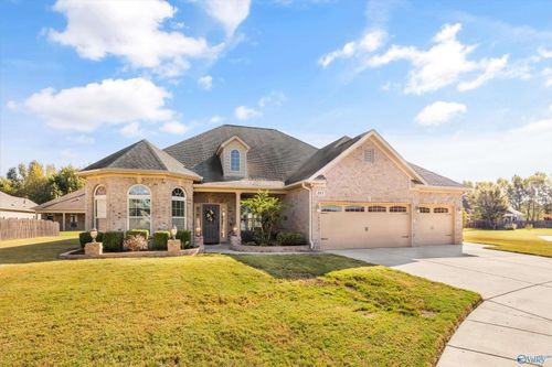 203 Narrow Creek Dr, Harvest, AL, 35749-3223 | Card Image