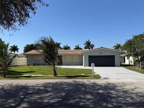 2070 Nw 84th Terrace, Pembroke Pines, FL, 33024 | Card Image