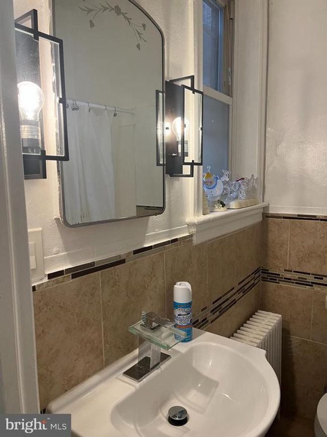 846 Haddon Ave, Townhouse with 4 bedrooms, 2 bathrooms and null parking in CAMDEN NJ | Image 12