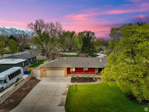 1936 La Cresta Dr, Cottonwood Heights, UT, 84121-3025 | Card Image