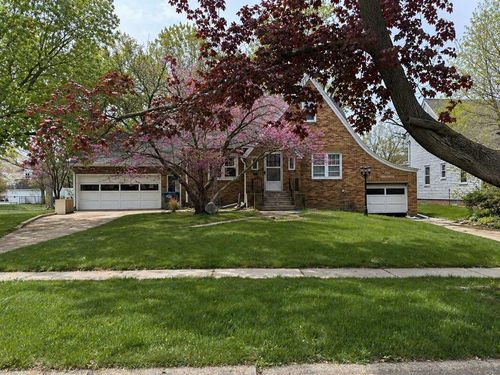 1687 Elmhurst Avenue, Fort Dodge, IA, 50501 | Card Image