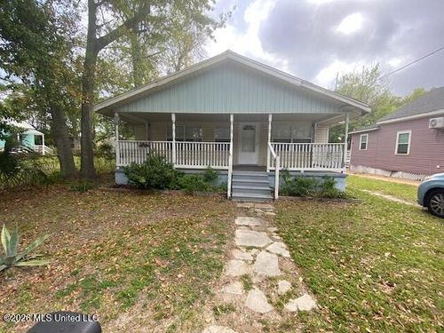 270 Bohn St, Biloxi, MS, 39530-3018 | Card Image