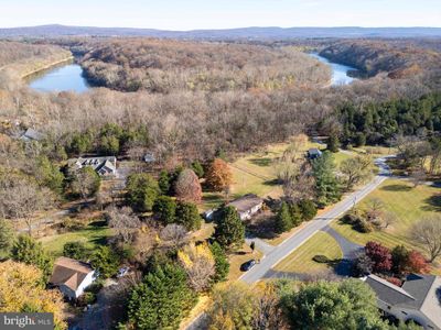 67 Wildflower Lane, House other with 4 bedrooms, 2 bathrooms and null parking in SHEPHERDSTOWN WV | Image 3