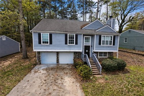 6189 Valdez Dr, Rex, GA, 30273-1008 | Card Image