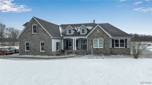 5141 Crittenden Rd, Akron, NY, 14001-9597 | Card Image