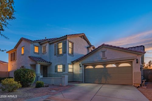 1075 E Parkview Ct, Gilbert, AZ, 85295-7124 | Card Image