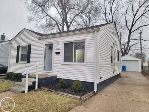 11319 Studebaker Ave, Warren, MI, 48089-2547 | Card Image