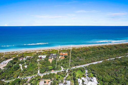 527 S Beach Rd, Hobe Sound, FL, 33455-2807 | Card Image