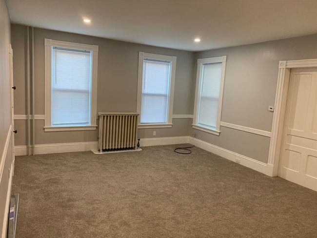 APT-1 - 24 Brooks St, Condo with 3 bedrooms, 1 bathrooms and 2 parking in Worcester MA | Image 6