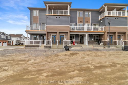 810 Parnian Pvt, Ottawa, ON, K2J7K6 | Card Image