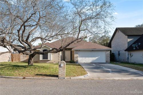 2910 La Costa Ct, Harlingen, TX, 78550-7824 | Card Image