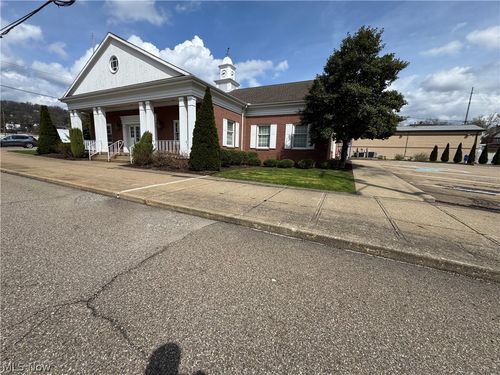 530 Broadway, East Liverpool, OH, 43920 | Card Image