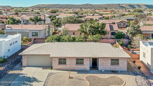 814 W Belltower Dr, Green Valley, AZ, 85614-3268 | Card Image