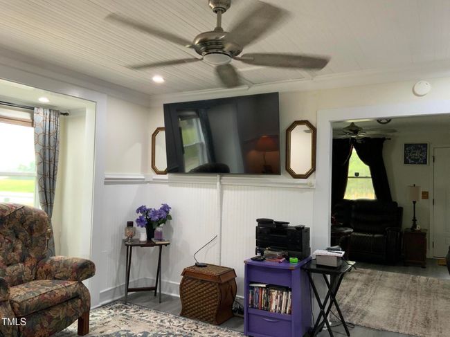 Storey Den 2 | Image 22