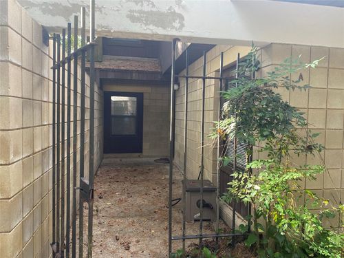 apt-a-4406 Sw 70th Ter, GAINESVILLE, FL, 32608-6499 | Card Image