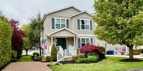 9 School House Ln, Cape May Court House, NJ, 08210-2241 | Card Image
