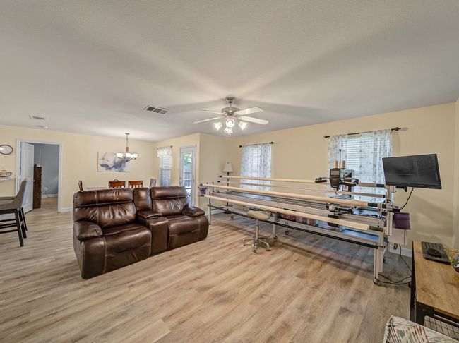 2040 Old Glory Ln, House other with 3 bedrooms, 2 bathrooms and null parking in Heartland TX | Image 16