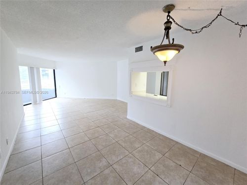 apt-108-1820 N Congress Ave, West Palm Beach, FL, 33401-1636 | Card Image