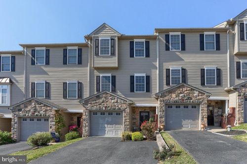 721 S 82nd St, Harrisburg, PA, 17111-5504 | Card Image