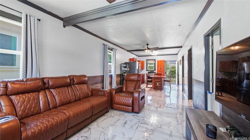 b-1068 Kinau St, Honolulu, HI, 96814-1067 | Card Image