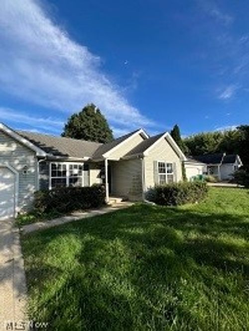 131 Ansel Rd, Geneva, OH, 44041-1313 | Card Image