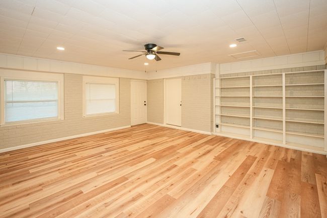 484 Us Highway 259 N, House other with 3 bedrooms, 3 bathrooms and null parking in De Kalb TX | Image 17