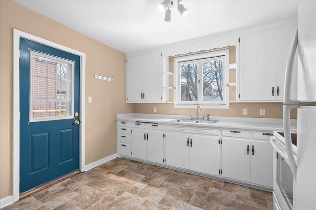 238 N 2 Nd St, House other with 3 bedrooms, 2 bathrooms and null parking in NEW RICHMOND WI | Image 5