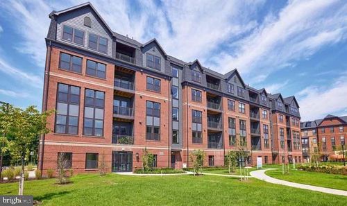 ste-304-3925 Fair Ridge Dr, FAIRFAX, VA, 22033-2994 | Card Image