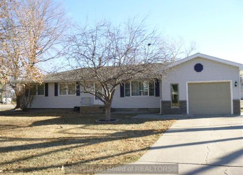 316 N Derby Ave, Giltner, NE, 68841-4515 | Card Image