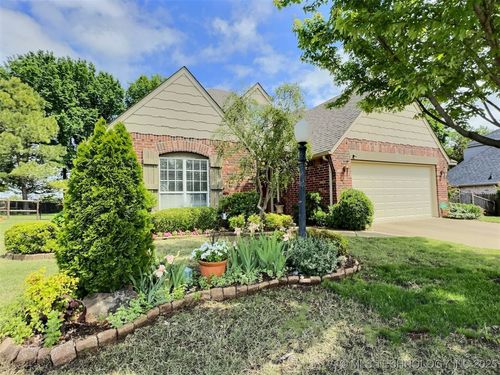 9303 N 105th East Ave, Owasso, OK, 74055-6909 | Card Image