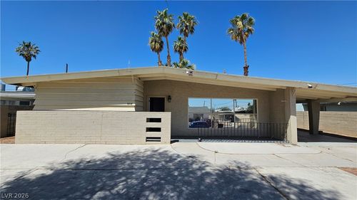 1808 8th Pl, Las Vegas, NV, 89104-2850 | Card Image