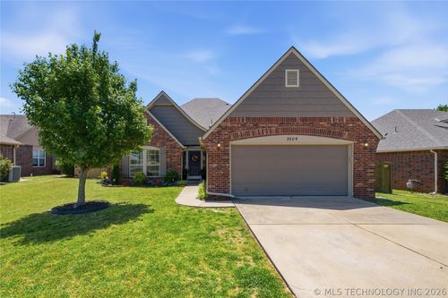 3009 Lincoln Rd, Bartlesville, OK, 74006-6436 | Card Image