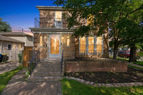 9259 Utica Ave, Evergreen Park, IL, 60805-1750 | Card Image