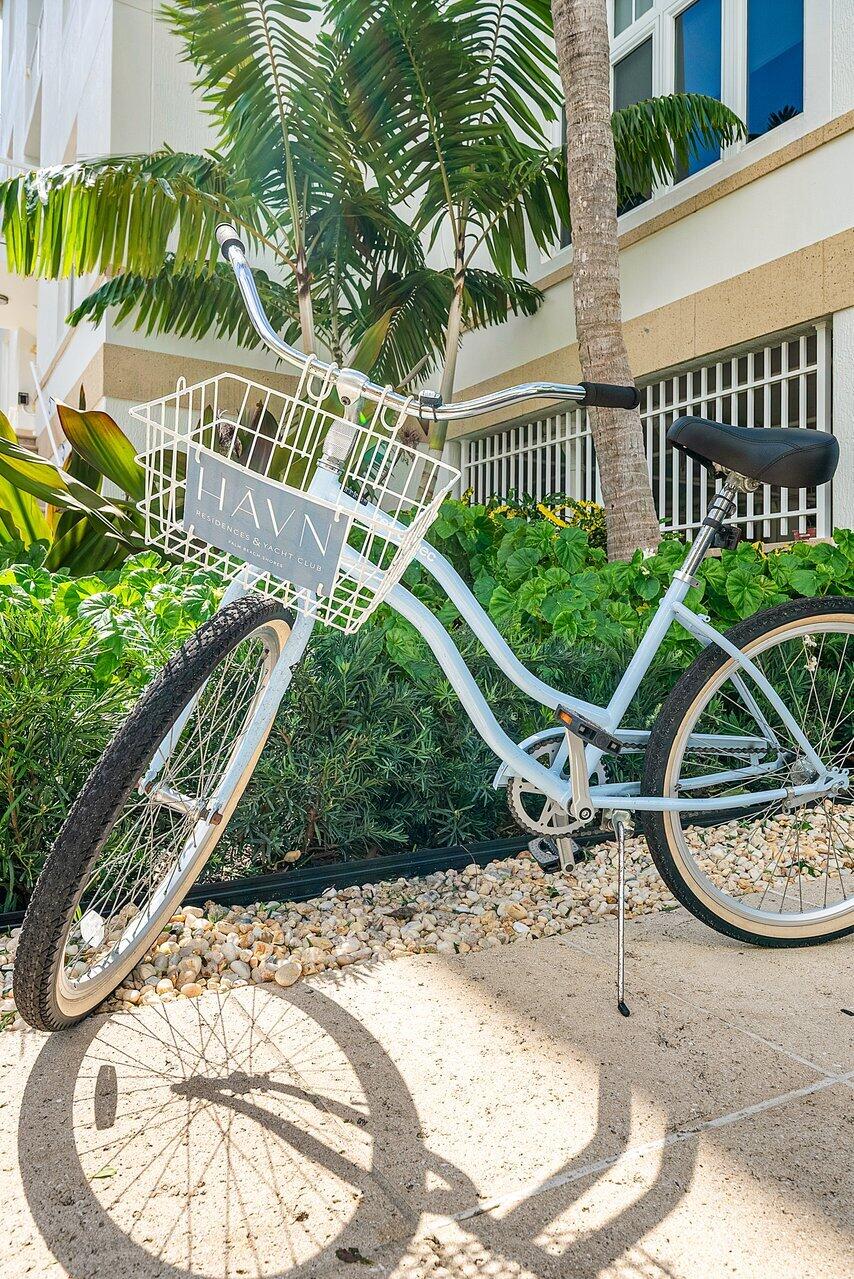 Residential in Palm Beach Shores 2