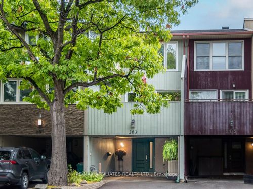 203 Booth St, Ottawa, ON, K1R7V4 | Card Image