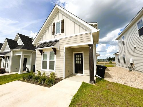 3734 Meadow Vista Ln, TALLAHASSEE, FL, 32308-6045 | Card Image